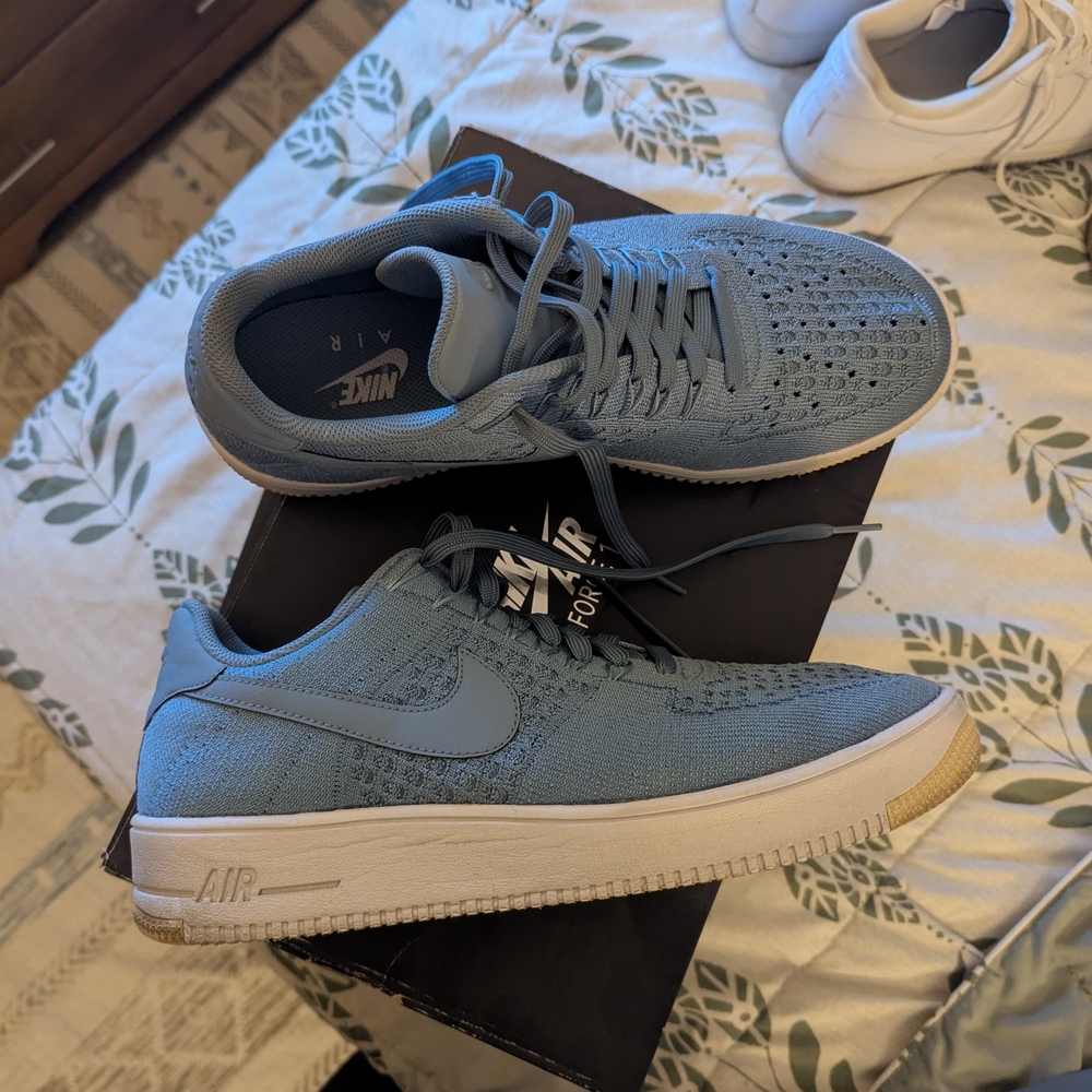 Nike Air Blue Athletic Shoes